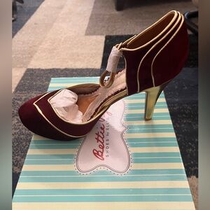 NIB 9 Bettie Page burgundy suede and gold ruby heels